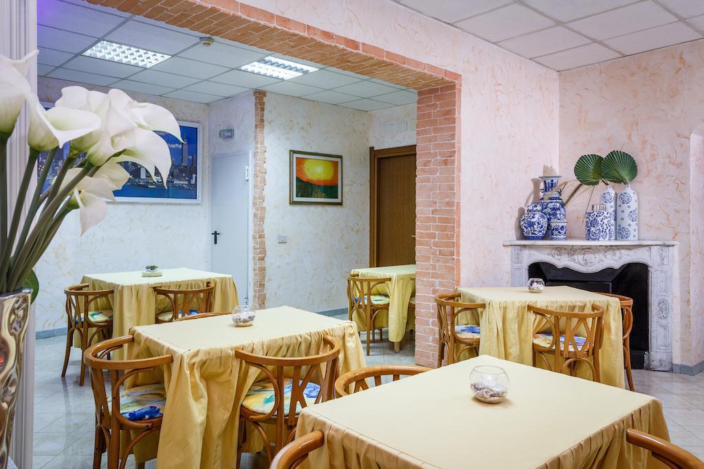 Hotel Veronese Genoa Exterior photo